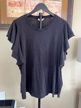 Terra & Sky Black Short Sleeve Ruffle Tee